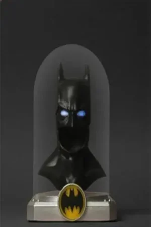 BATMAN. DELUXE COWL BATMAN. DELUXE COWL Oferta De Temporada
